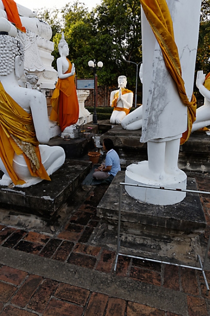 Wat Yai Chai Monkon-070